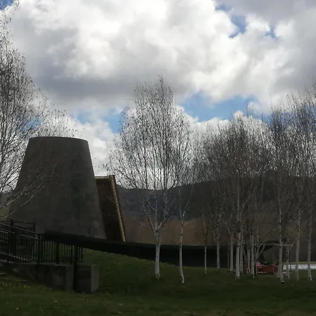 아파트 Entre Vulcania Et Le Sancy